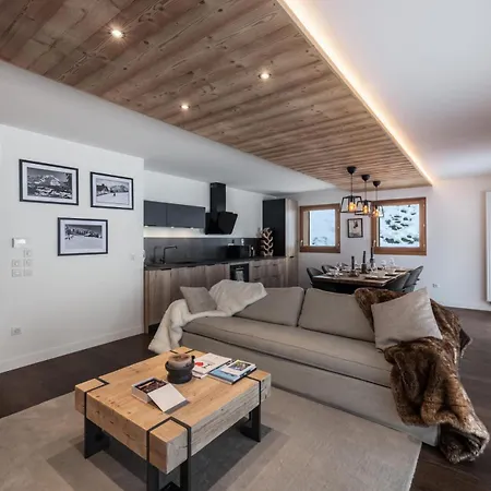 Silver - C - 4 Pieces Pour 7 Personnes 534 Apartment *